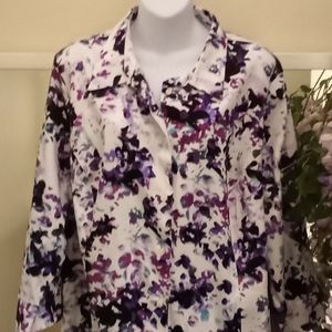 Apt.9. Floral  Button down top